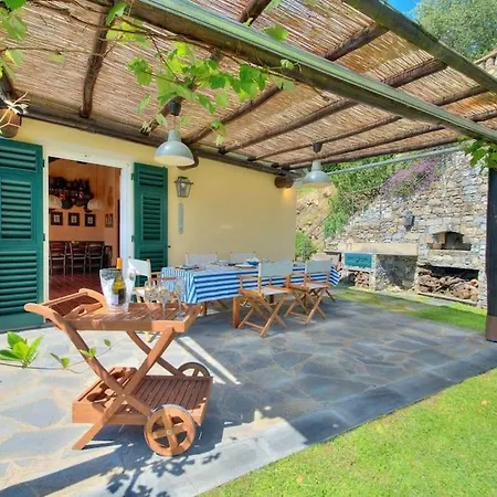 Costa Dei Gelsomini - 5 Posti Letto, Piscina E Giardino Privato Vista Mare